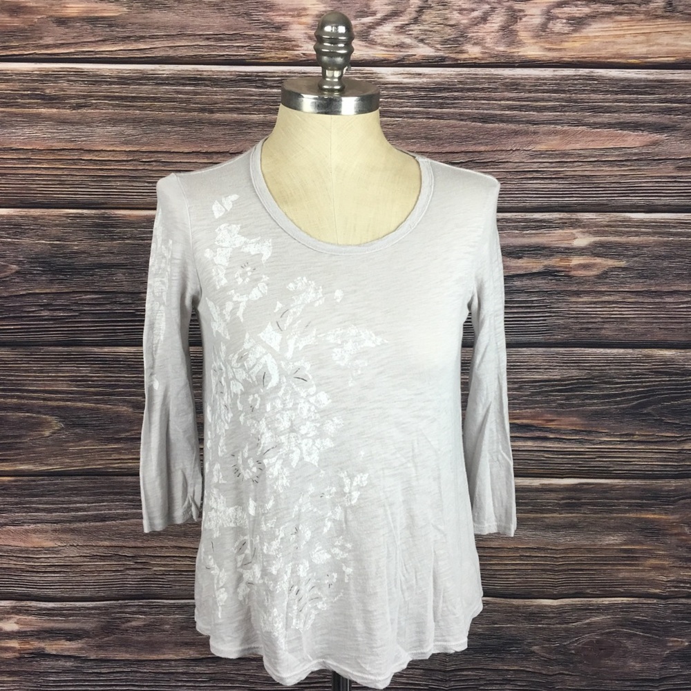 T.la silver White Gray Long Sleeve Tshirt XS